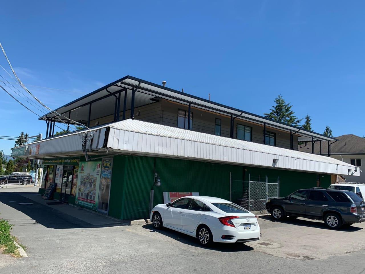 Lattice patio cover with posts